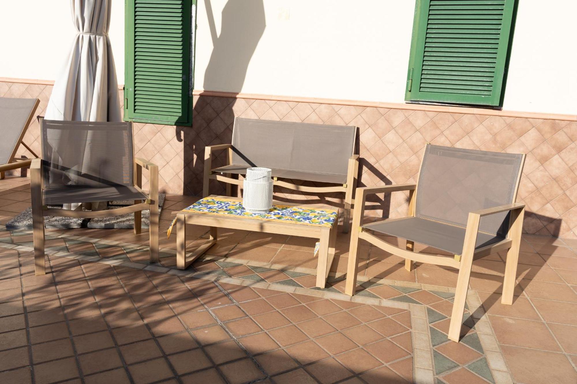 L'Attico Fuggente Hotel Napoli Bagian luar foto