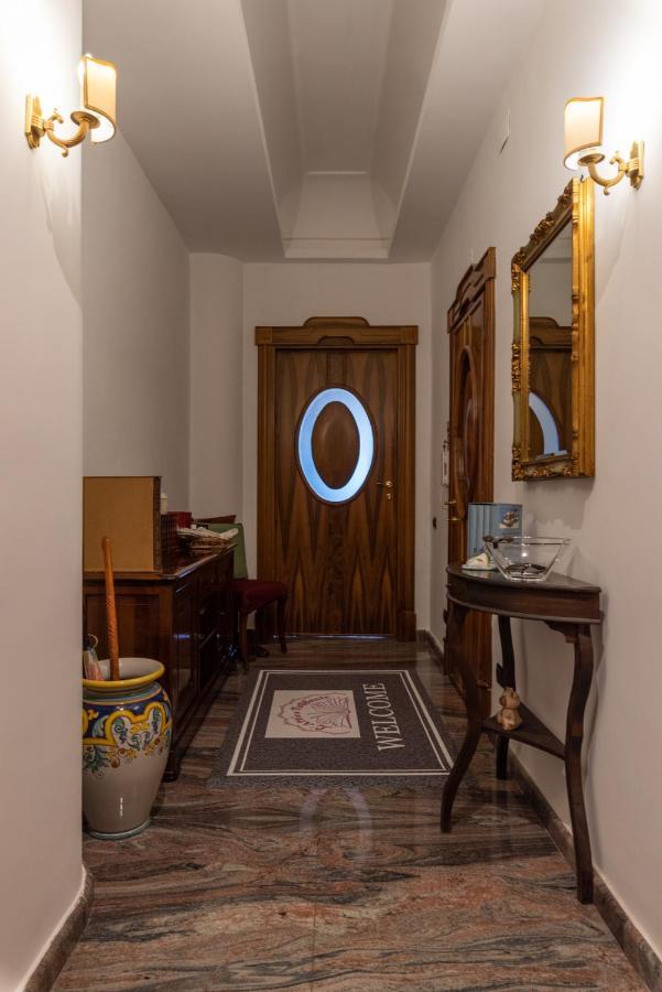 L'Attico Fuggente Hotel Napoli Bagian luar foto